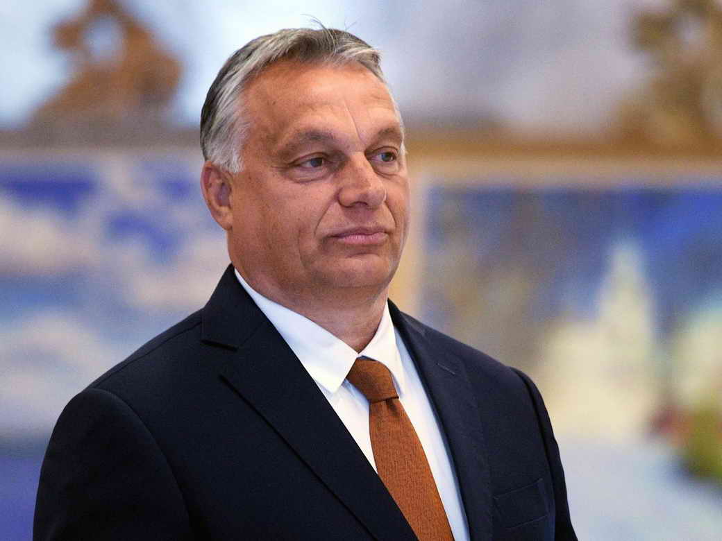 Орбан обвинил руководство ЕС в политическом шантаже и призвал к отставке