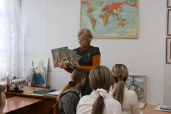 В Прокопьевске проводится &laquo;Учитель года 2009&raquo;. Участия приняли самые достойные педагоги школ нашего города. Гончарова Наталья Ивановна - ищущий, творческий педагог первой квалификационной категории