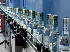 Госдума повышает акцизы на алкоголь, табак и бензин
