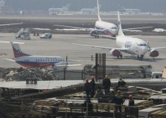 В Кемеровском аэропорту будут встречать должников
