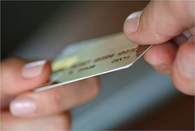 В Госдуме предлагают запретить продавать спиртное за наличные