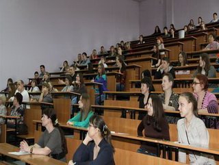 На бюджетные места в кузбасские вузы зачислено более 5 тысяч абитуриентов 