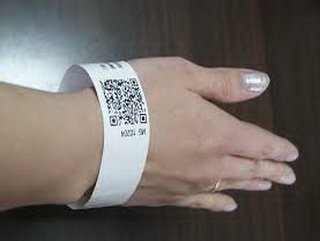 В кемеровском роддоме перешли на планшеты и браслеты со штрих-кодом