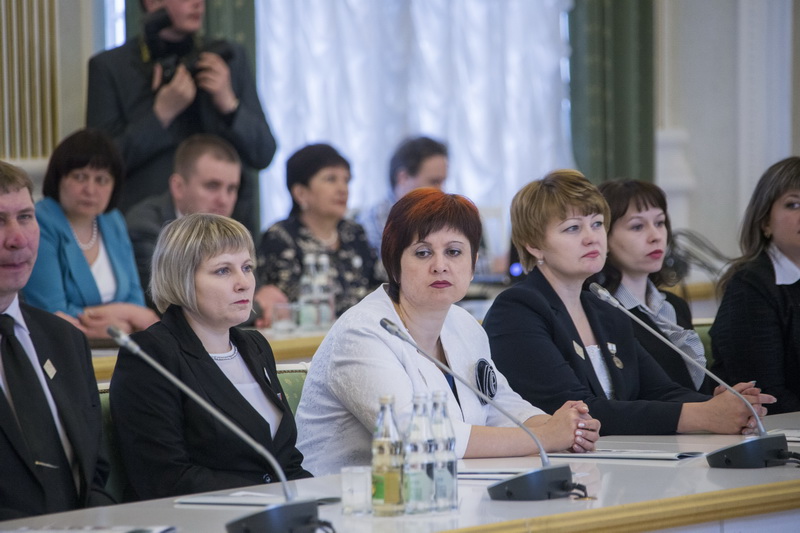 Объявлены имена лучших работников образования Кузбасса 2016 года