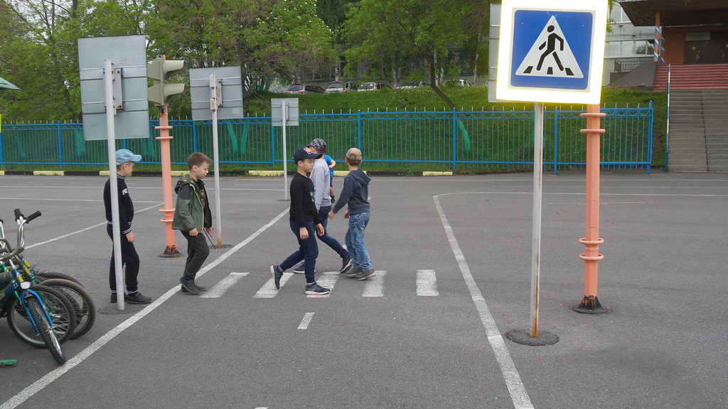 Прокопьевск. Конкурс знатоков ПДД «Давай дружить, дорога!»
