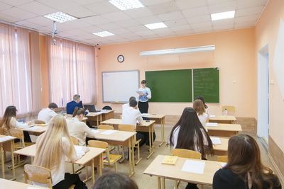 375 кузбассовцев напишут итоговое сочинение (изложение) 6 февраля