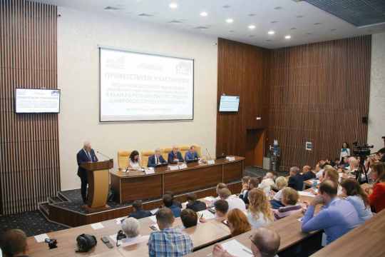 Правительство Кузбасса и АО ХК «СДС- Уголь» будут сотрудничать в рамках реализации проектов НОЦ «Кузбасс» Правительство Кузбасса и АО ХК «СДС- Уголь» будут сотрудничать в рамках реализации проектов НОЦ «Кузбасс»