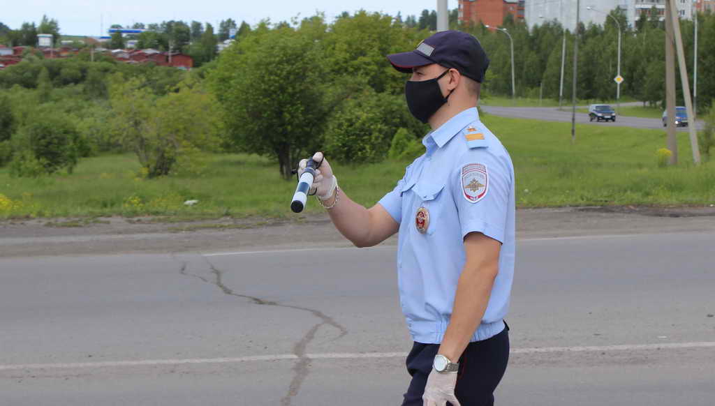 В Гурьевске инспекторы ГИБДД отстранили от управления трех несовершеннолетних мотоциклистов
