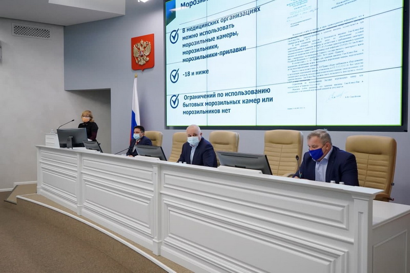 Более 100 тысяч доз вакцины от коронавируса поступит в Кузбасс 
