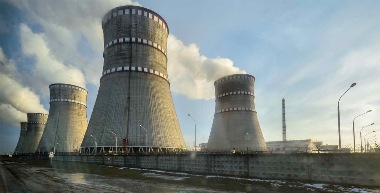 Европа признала газ и атом чистой энергией. Но в зеленое будущее их брать не хочет