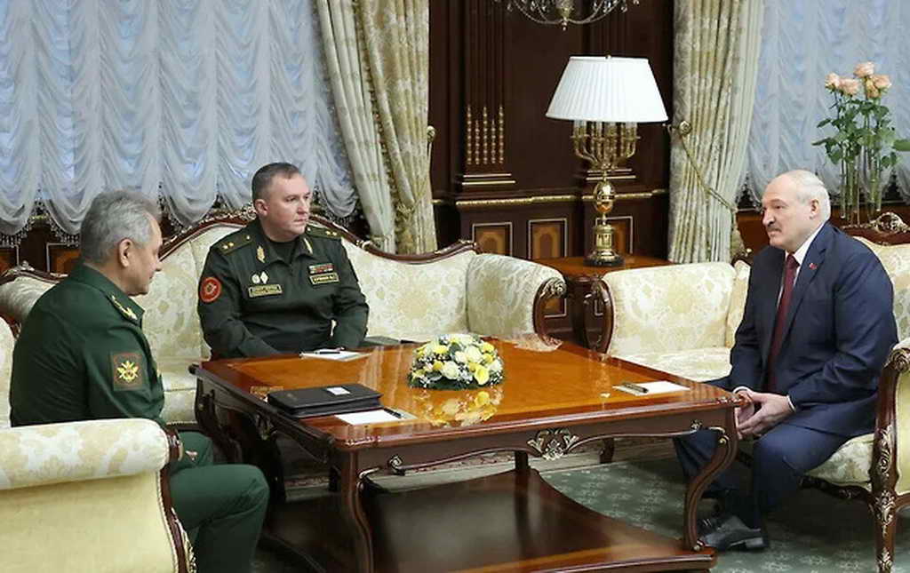 Шойгу встретился с Лукашенко в Минске