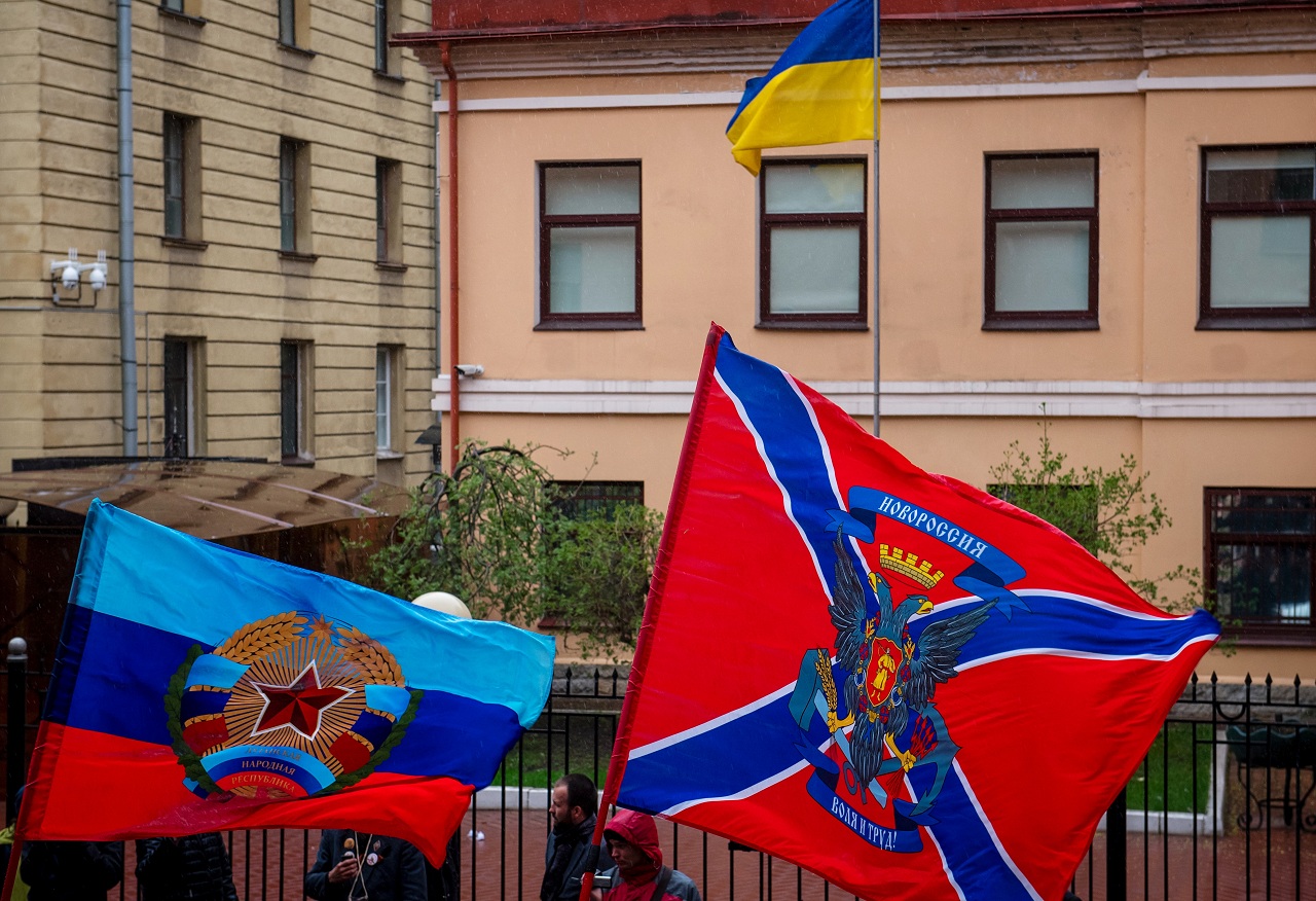 Климов заявил, что РФ признает ЛНР и ДНР в фактически установленных сейчас границах