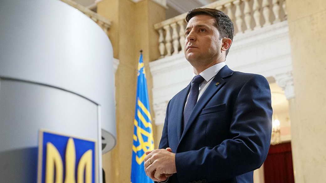 Зеленский предложил Путину сесть за стол переговоров