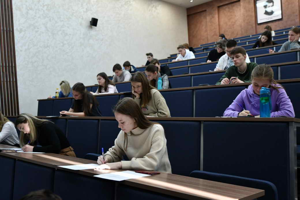 В КуZбассе прошел финал Всероссийской олимпиады по финансовой грамотности среди старшеклассников