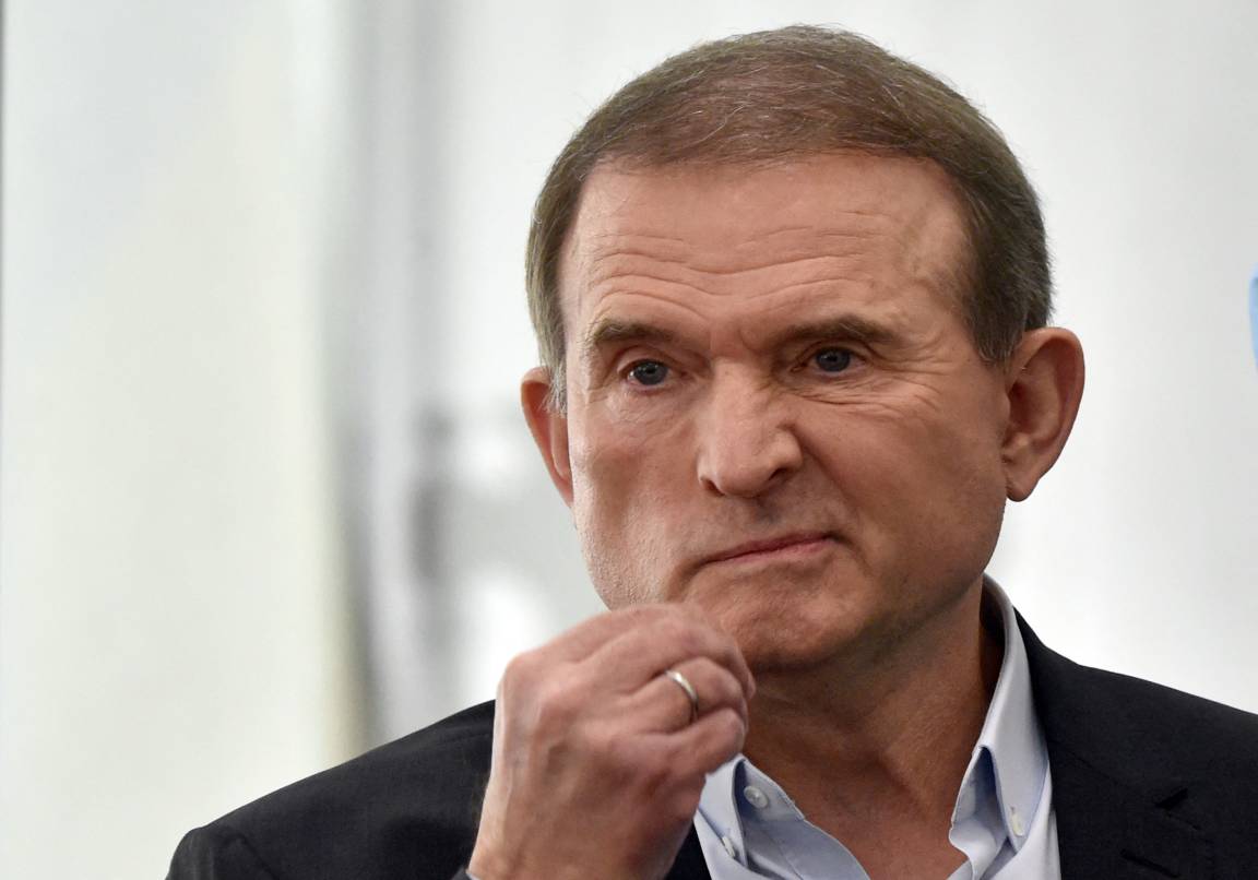 Жена Медведчука призвала обменять пленных британцев на ее мужа