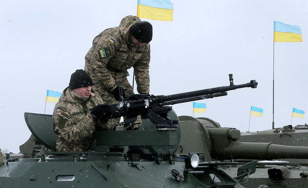 В результате украинских ударов по селу в Курской области погиб один человек