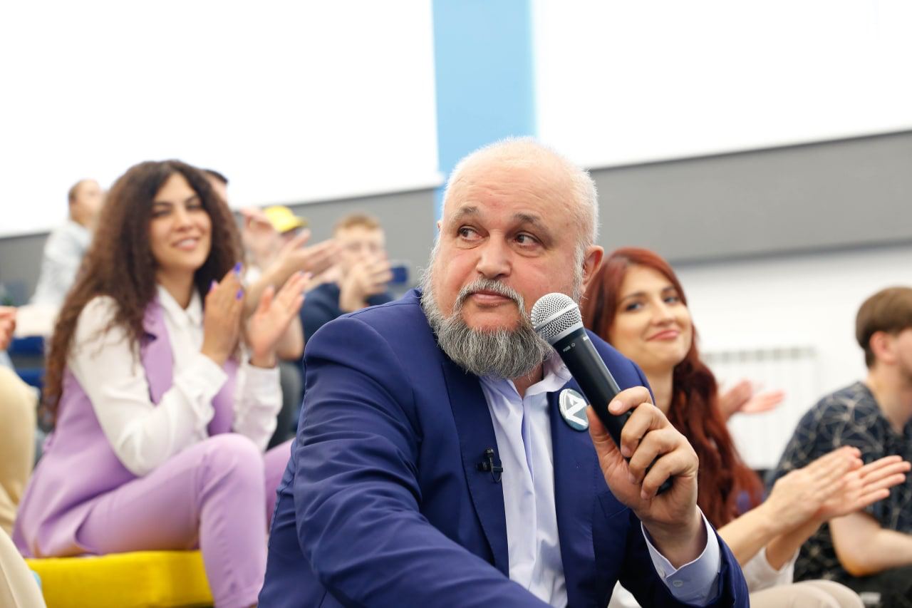 По инициативе Сергея Цивилева в КуZбассе запустят проект «Мой новый колледж» По инициативе Сергея Цивилева в КуZбассе запустят проект «Мой новый колледж»
