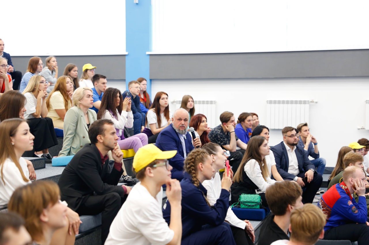 По инициативе Сергея Цивилева в КуZбассе запустят проект «Мой новый колледж» По инициативе Сергея Цивилева в КуZбассе запустят проект «Мой новый колледж»