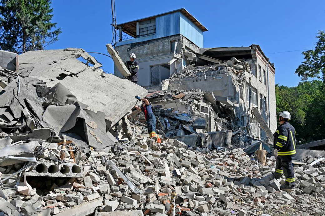Власти Запорожской области призвали Зеленского вывести войска из региона