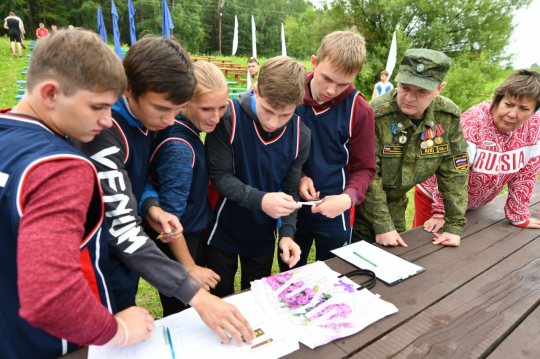 Туристский слет студентов техникумов и колледжей КуZбасса проходит в Подъяково Туристский слет студентов техникумов и колледжей КуZбасса проходит в Подъяково