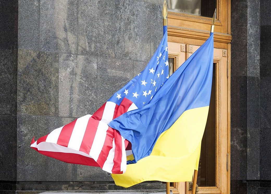 Посольство США призвало американских граждан покинуть Украину