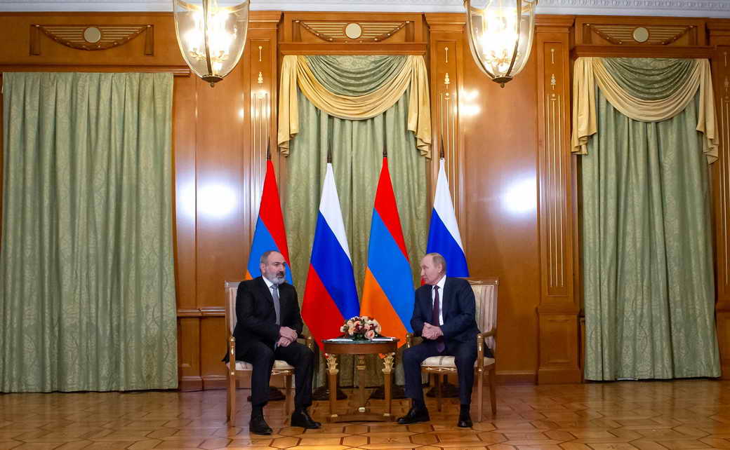 Владимир Путин: Встреча с Премьер-министром Армении Николом Пашиняном Владимир Путин: Встреча с Премьер-министром Армении Николом Пашиняном