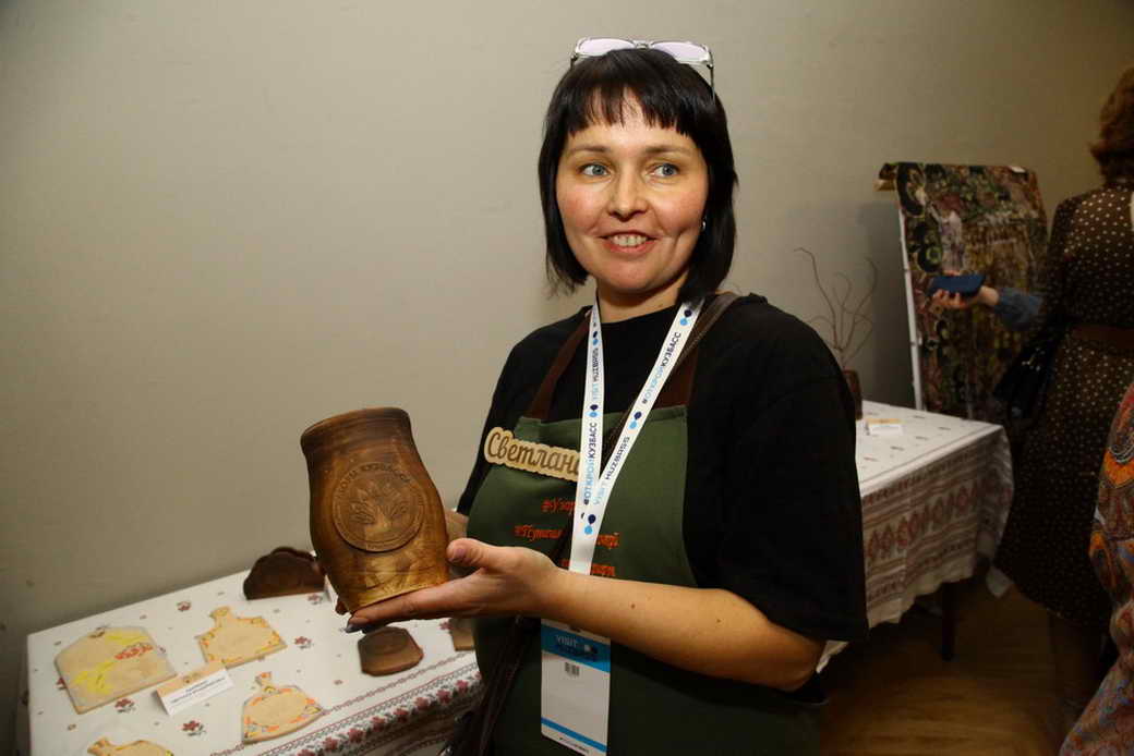 В Кемерове прошел Межрегиональный форум креативных индустрий и туризма «Узоры КуZбасса» В Кемерове прошел Межрегиональный форум креативных индустрий и туризма «Узоры КуZбасса»
