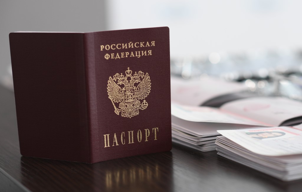 Путин предложил лишать приобретенного гражданства за дискредитацию армии