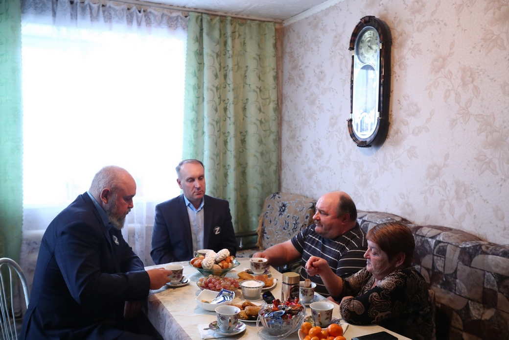 Сергей Цивилев встретился с семьей мобилизованного кузбассовца