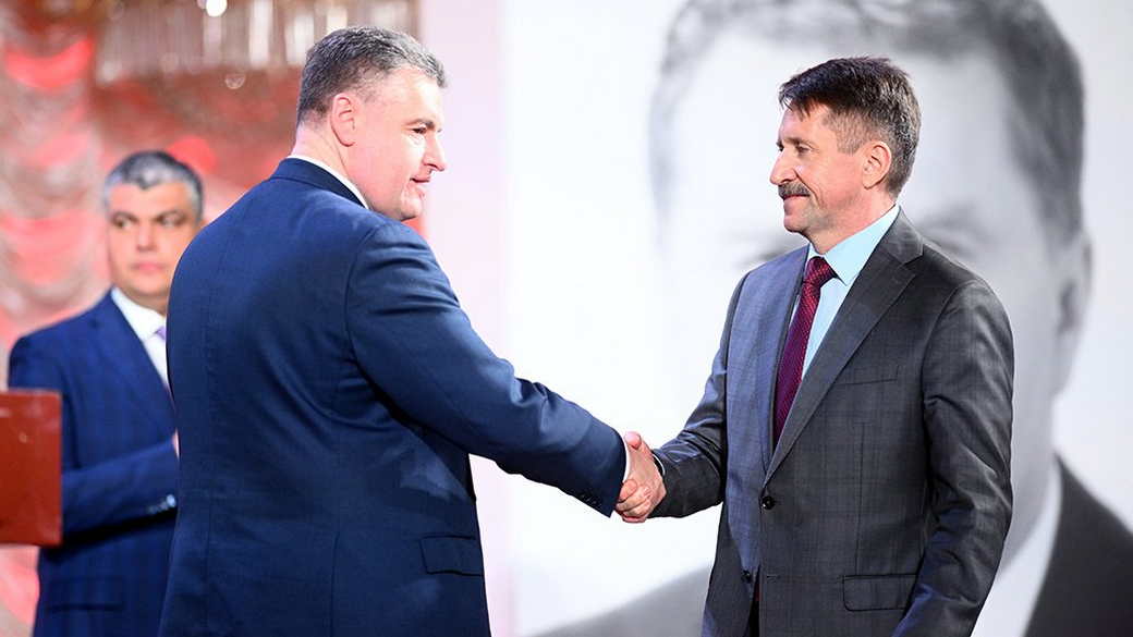 Виктор Бут вступил в ЛДПР