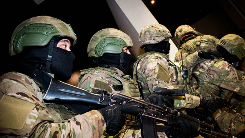 В НАК сообщили о задержании 400 украинских националистов при попытке пересечь границу В НАК сообщили о задержании 400 украинских националистов при попытке пересечь границу