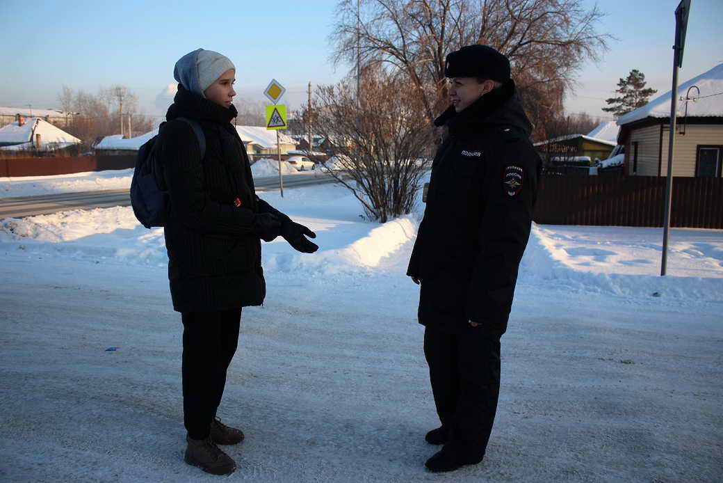 В Беловском городском округе полицейские напомнили юным пешеходам о правилах поведения на дороге В Беловском городском округе полицейские напомнили юным пешеходам о правилах поведения на дороге