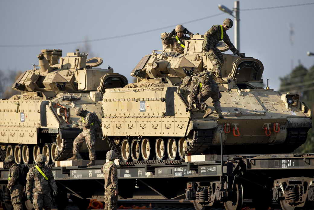 США намерены поставлять Украине БМП Bradley
