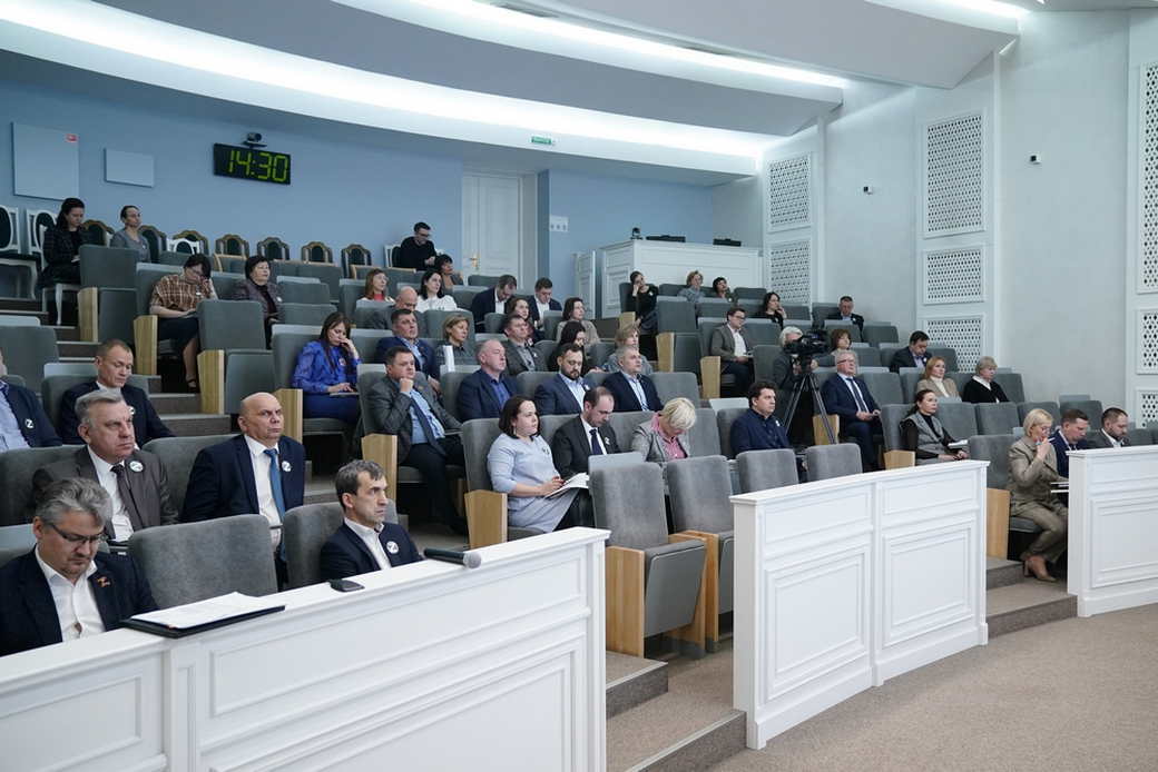 Сергей Цивилев: для педагогов и наставников КуZбасса в 2023 году будут введены дополнительные меры социальной поддержки Сергей Цивилев: для педагогов и наставников КуZбасса в 2023 году будут введены дополнительные меры социальной поддержки