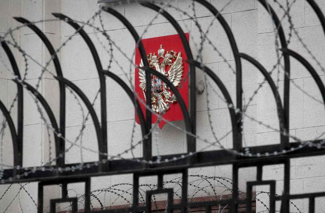 Глава МИД Австрии призвал включить РФ в архитектуру евробезопасности и не запрещать визы