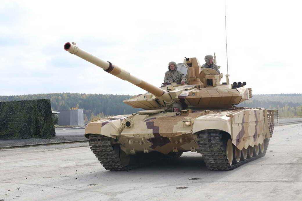 Т-90 против «Абрамса»: сравниваем шансы двух танков в контактном бою Т-90 против «Абрамса»: сравниваем шансы двух танков в контактном бою