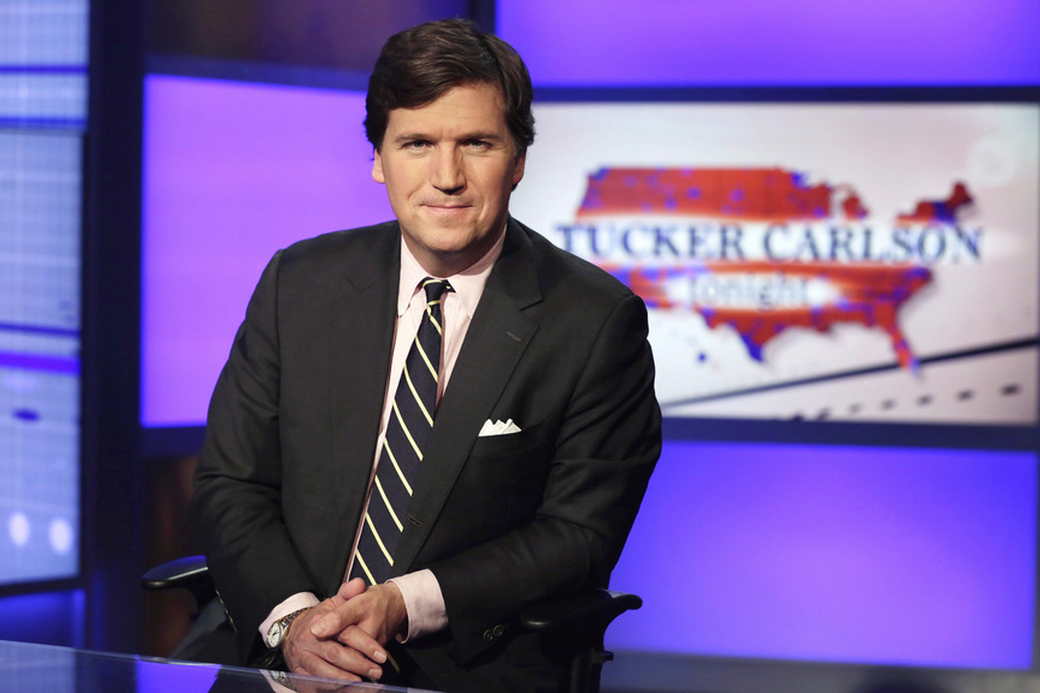 Критиковавший власти Такер Карлсон покинул телеканал Fox News