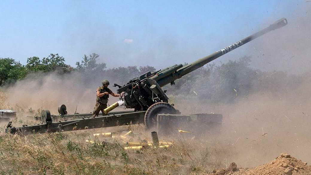 Российские войска установили огневой контроль над трассой в районе Авдеевки