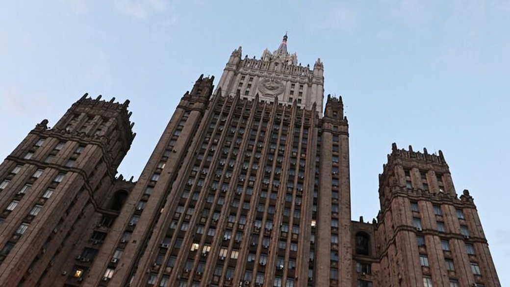 МИД не подтвердил данные о падении ракеты КНДР в экономической зоне России МИД не подтвердил данные о падении ракеты КНДР в экономической зоне России