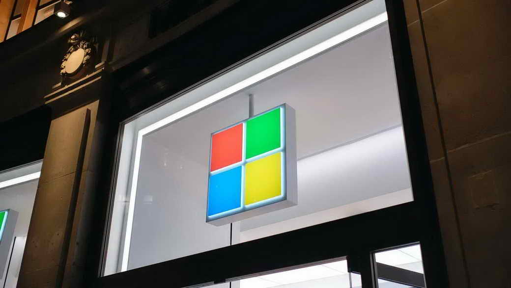 Эксперт рассказал, к чему приведет отказ Microsoft продлевать лицензии в России