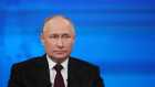 Путин поручил кабмину сосредоточиться на повышении реальных доходов граждан