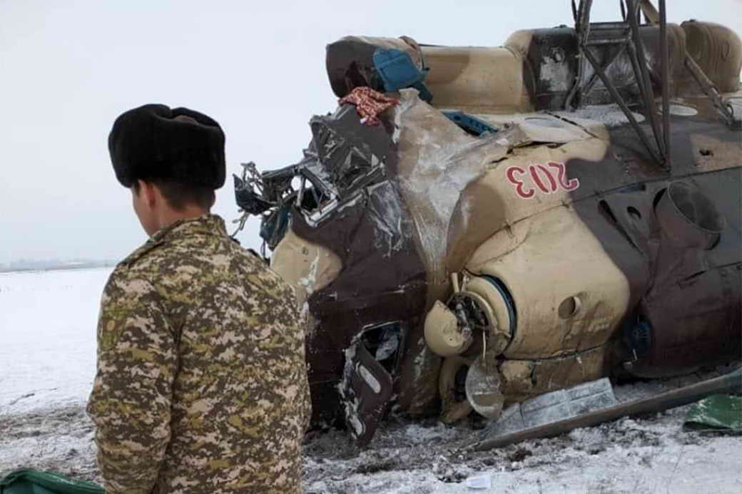 Четверо пострадавших при крушении Ми-8 в Киргизии находятся в реанимации