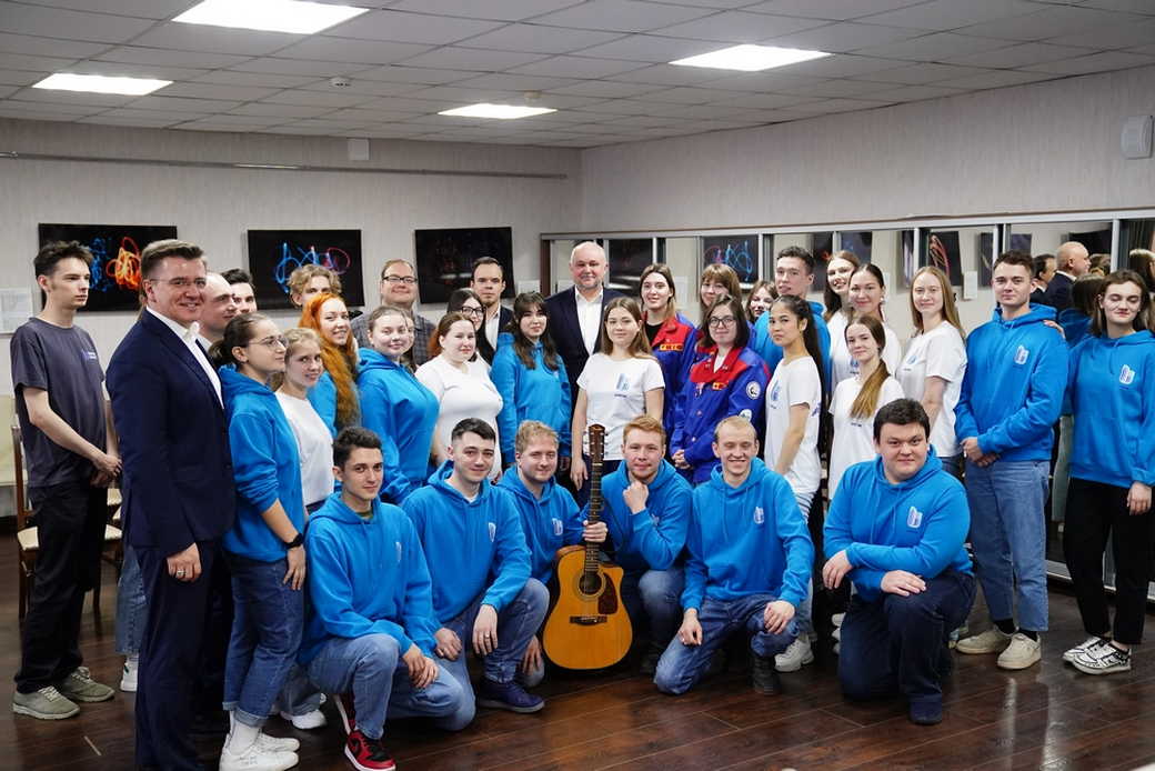 Сергей Цивилев предложил присвоить Кемеровскому институту культуры имя Андрея Панина Сергей Цивилев предложил присвоить Кемеровскому институту культуры имя Андрея Панина