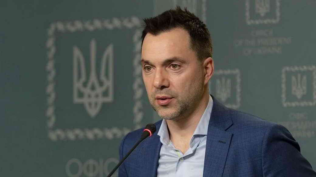 Суд в Москве заочно арестовал Арестовича