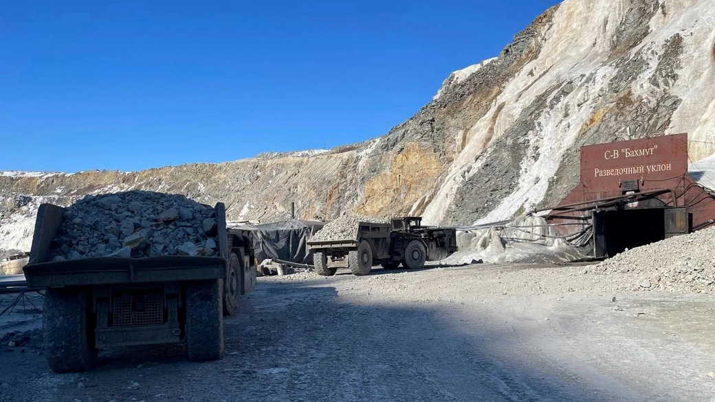 Спасатели рассказали, когда планируют добраться до горняков в Приамурье