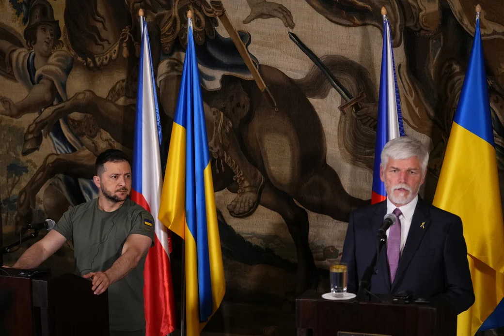 Президент Чехии предложил Украине обменять НАТО на гарантии безопасности