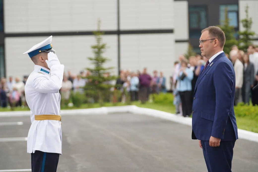 Илья Середюк поздравил воспитанников и педагогов Президентского кадетского училища с юбилеем учреждения и первым выпуском Илья Середюк поздравил воспитанников и педагогов Президентского кадетского училища с юбилеем учреждения и первым выпуском