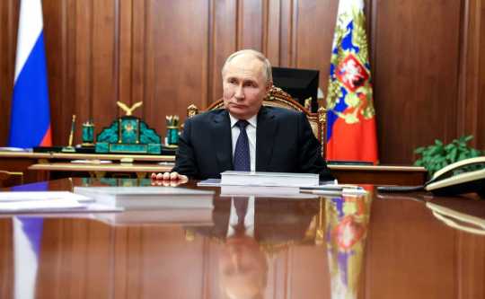 Владимир Путин: Встреча с руководителем фонда «Круг добра» протоиереем Александром Ткаченко Владимир Путин: Встреча с руководителем фонда «Круг добра» протоиереем Александром Ткаченко