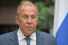 Доктрина применения Россией ядерного оружия уточняется, заявил Лавров