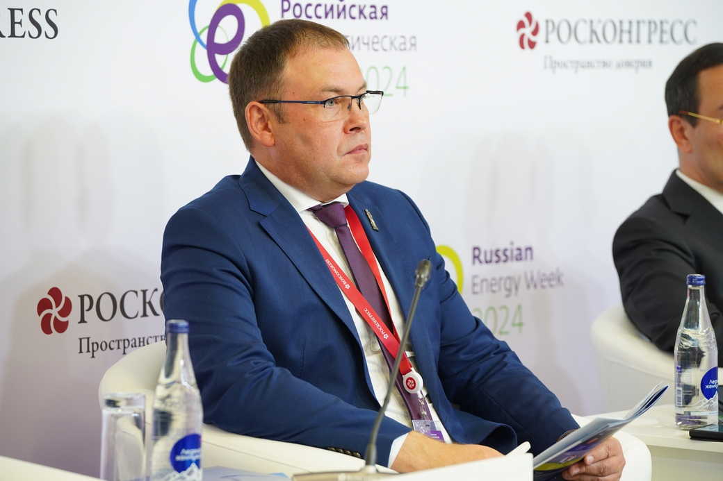 Илья Середюк предложил ввести практику заключения долгосрочных договоров с ОАО «РЖД» по вывозу угля Илья Середюк предложил ввести практику заключения долгосрочных договоров с ОАО «РЖД» по вывозу угля